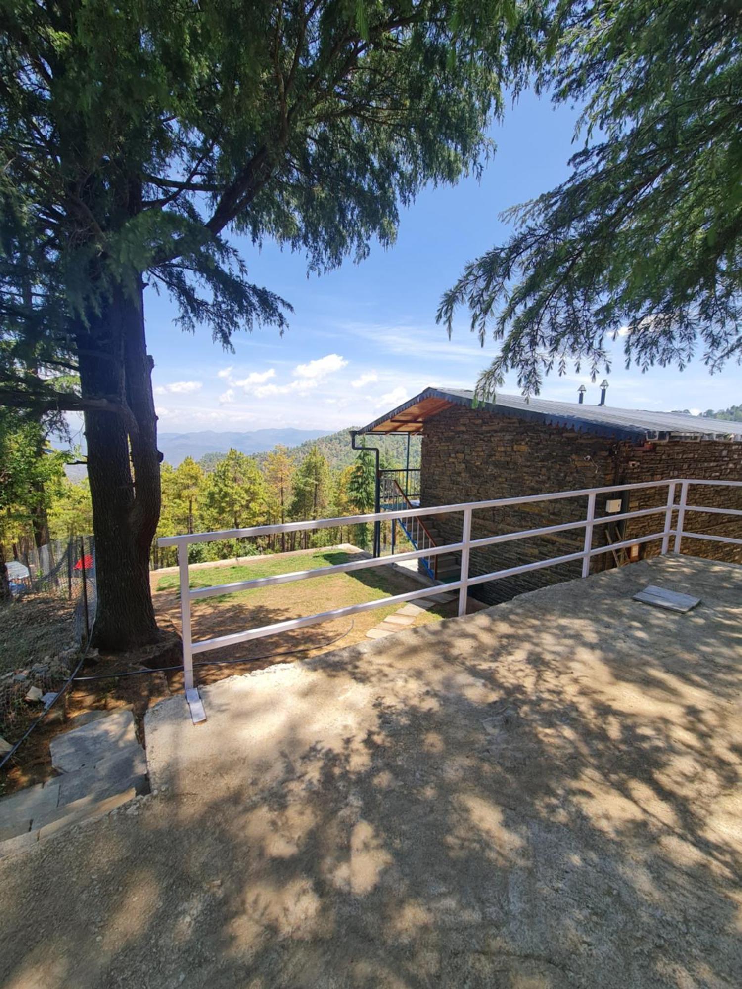 The Roots Homestay Almora Exterior photo